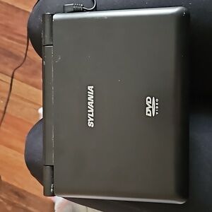 Sylvania portable DVD player